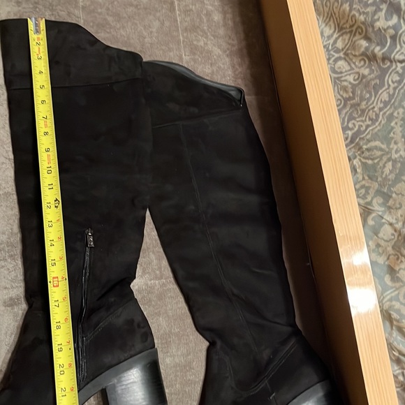 Kenneth Cole Reaction Over-The-Knee Boots- New - Picture 11 of 13